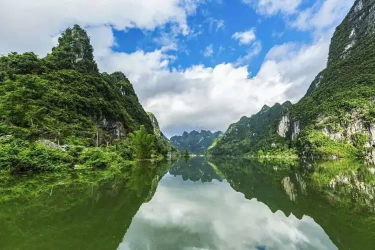 色即是空，空即是色。怎么理解？游戏画面